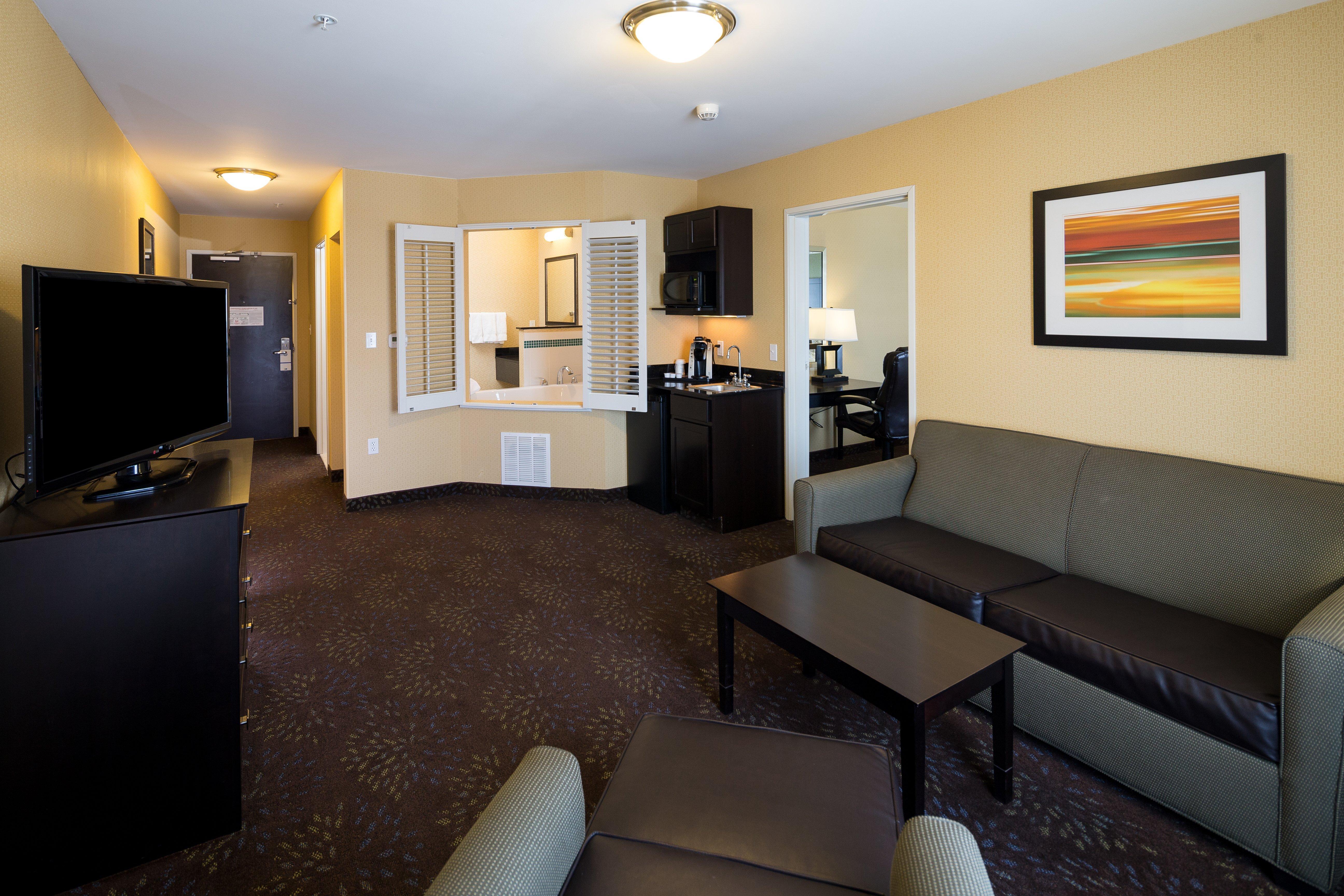 Holiday Inn Express And Suites Detroit North-Troy By Ihg מראה חיצוני תמונה