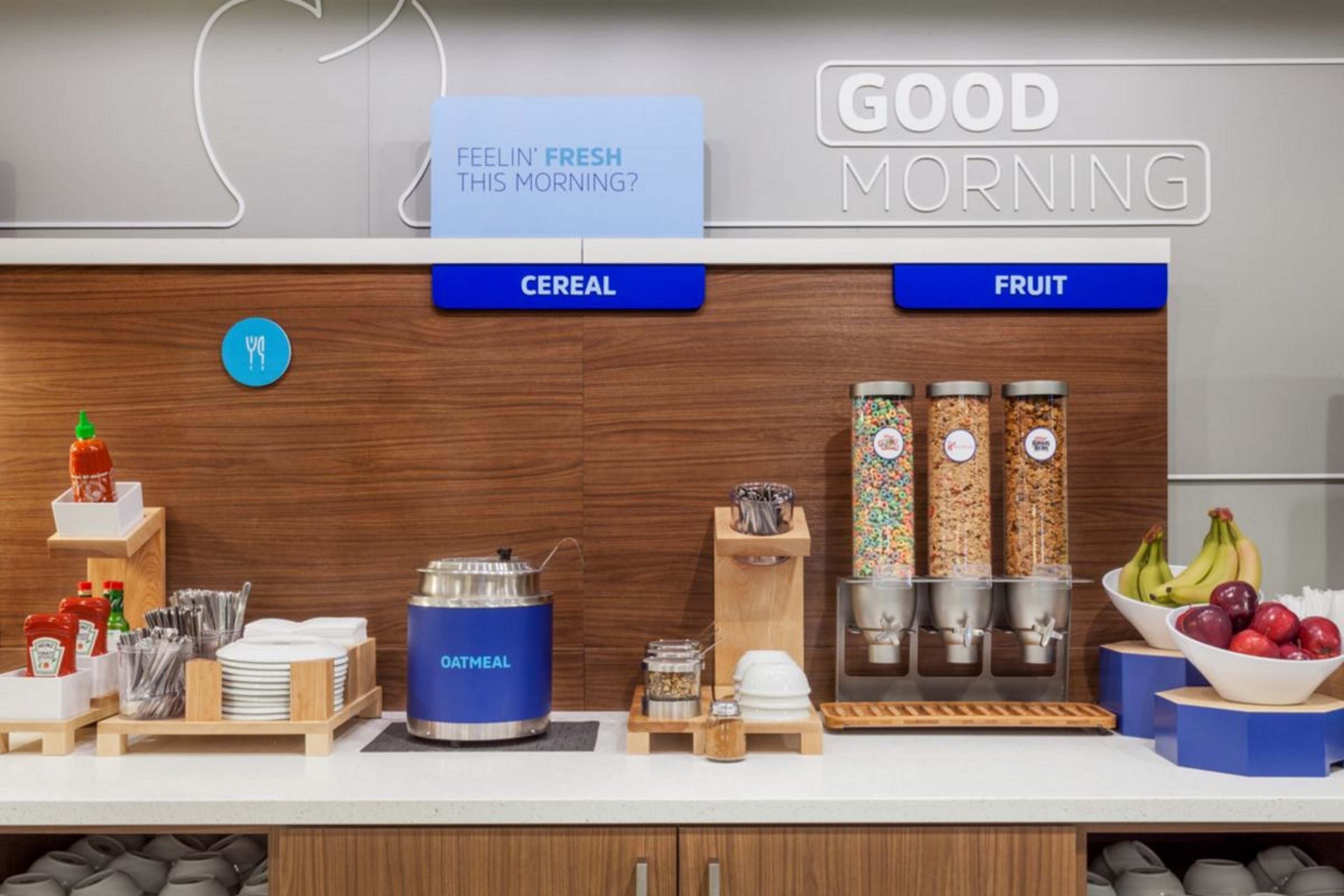 Holiday Inn Express And Suites Detroit North-Troy By Ihg מראה חיצוני תמונה